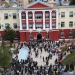 Viti i ri akademik nis me bojkot dhe protesta. 20 mijë të rinjë për herë të parë në auditore