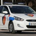 Policia, aksion për kapjen e 5 grabitësve të argjendarisë: Vritet njëri prej tyre, plagoset një efektiv