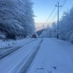 Rikthehen reshjet e borës në juglindje, trashësi deri në 5 cm në Dardhë