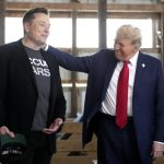 Trump: Bojkotimi i makinave Tesla i paligjshëm, do blej 1 për të mbështetur Musk