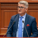 Agron Gjekmarkaj: Asnjë demokrat nuk e kërkon dorëheqjen e Berishës, atë e duan vetëm socialistët