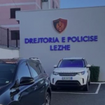 U merrte nënave me fëmijë të mitur kartat e ID për të përfituar kredi në bankë, arrestohet 33-vjeçarja