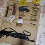 Me kallashnikov me vete, kokainë dhe kallëp eksplozivi, arrestohet 18-vjeçari nga Lazarati