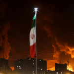 Amerika sulmon Iranin: Bombarduesit B2 godasin centralet bërthamore! Reagon Trump