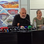 Rama flet për shkarkimet në Vlorë: Të gjithë drejtorët do të jenë të rinj, aplikoni
