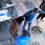 Konflikti/ Të rinjtë rrihen me shkopa bejsbolli në Tiranë, një në gjendje të rëndë