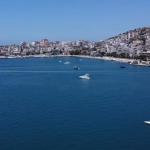 Rama: Turistë nga gjithë bota shijojnë mikpritjen dhe plazhet publike të Sarandës dhe Ksamilit