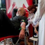 Stafi i Kryeministrisë dhe Rama dhurojnë gjak: Kjo të rinon dhe të pastron