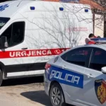 E rëndë në Devoll, zetori pëmbyset dhe zë poshtë drejtuesin, humb jetën 75-vjeçari