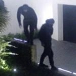 E rëndë në Finiq/ Dy persona vjedhin çiftin e të moshuarëve, më pas i dhunojnë