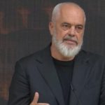 Rama: Ka plazhe ku i trajtojnë vizitorët si skllevër, sikur do hanë shkopin e çadrës