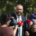 Reagon Bardhi pas seancës: Diella nuk është vizion, por fasada virtuale e vjedhjeve