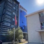 U përplas me makinë nga një 17-vjeçar në Fier, vdes në spital babai i tre fëmijëve