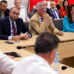 Berisha rikonfirmon Bardhin në krye të Grupit Parlamentar të PD-së, Këlliçi dhe Alizoti nënkryetarë