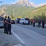 IKMT vijon prishjet në Valbonë, banorët çmontojnë vetë ndërtimet pa leje