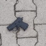Plagosi me armë kunatin: Arrestohet autori, shpallet në kërkim edhe një 29-vjeçar