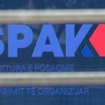 Mori 1 mijë euro për mos të hequr tendën, lihet në burg inspektori i IMT-së