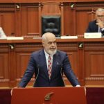 Rama reagon pas mbylljes së seancës: Diella do të jetë edhe fizikisht në qeveri
