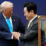 Trump pritet në Korenë e Jugut me medalje dhe kurorë të lashtë ari (VIDEO)