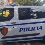 Djali vret babain, policia del me njoftim zyrtar: 25-vjeçari me probleme mendore