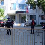 Incident në Gjykatën e Vlorës, 70-vjeçari godet punonjësin e sigurisë