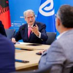 Berisha paralajmëron mocion ndaj Begajt: E bëjmë për nderin e institucionit