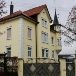 Ngjarja e rëndë: 63-vjeçari gjerman vret gruan, motrën dhe dy djemtë, më pas vetëvritet. Kufomat u gjetën në pjesë të ndryshme të qytetit