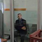 Vrau babain pasi e shqetësonte kur hante bukë, i riu del para gjykatës së Durrësit