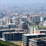 Oferta për qira nën 400 € zhduket, banorët detyrohen të shkojnë në periferi