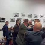 Goditi me grushte anëtarin e këshillit bashkiak, arrestohet 27-vjeçari në Pogradec
