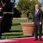 Rama mbërrin në Romë, pritet nga kryeministrja Meloni