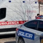 Plagosi me thikë në zemër bashkëmoshatarin në Durrës, lihet në burg 14-vjeçari