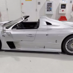 Vlen 13 mln dollarë, FBI sekuestron një nga supermakinat më të rralla në botë, ja kujt i përkiste