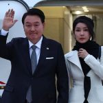 Presidenti në burg/ Mori dhurata me vlerë mbi 200 000 dollarë, ish-zonja e parë e Koresë së Jugut rrezikon 15 vite burg