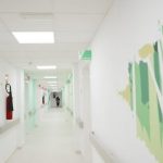 Festat e fundvitit mbingarkojnë Urgjencën e Elbasanit, mjeku: Mbi 300 pacientë në 24 orë