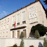 EMRAT/ Qeveria i jep pensione speciale artistëve të njohur, nga Agim Bajko tek Kosta Kamberi