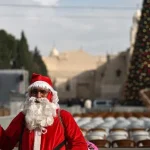 Betlehemi ndez pemën e Krishtlindjeve për herë të parë që nga nisja e luftës në Gaza
