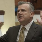 Flamur Noka e quan “injorant”, Taulant Balla: Pa dalë ai nuk ka seancë sot