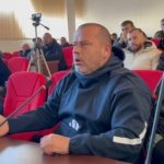 Fermerët ‘përplasen’ me drejtuesit e Bashkisë Maliq: Mos recito, ku janë dëmshpërbimet? Do të nisim protestat nëse nuk marrim paratë