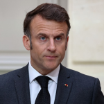 “Truri i fëmijëve nuk është në shitje”, Macron: Franca do të ndalojë rrjetet sociale për fëmijët nën 15-vjeç