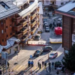 Tragjedia në Zvicër/ Shampanja, tavani i ulët dhe shkalla e ngushtë e kthyen diskotekën në kurth vdekjeje