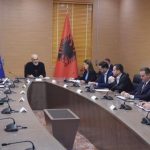 Rama: Të dëmtuarve do t’u qëndrojmë pranë me dinjitet shtetëror për banesat dhe gjënë e gjalla