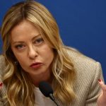 Engjëlli në afreskun e kishës i ngjan Melonit, polemika në Itali