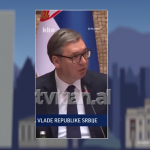 I bie zilja e zgjimit gjatë mbledhjes, Vuçic xhindoset me ministrin