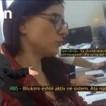 STOP-EMISIONI 82(Sezoni 11) 31 Dhjetor 2025-Blen makine, tatimet e bllokojne nga borxhi i ish pronarit, punonjesja mbyllet ne banje.