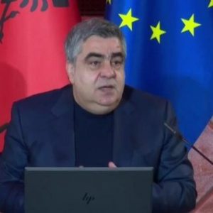 “Vizioni 2026” për turizmin, ministri Gonxhja: Rritje të cilësisë së shërbimeve dhe investime