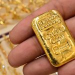 Dyshonte për vjedhje, italiani gabimisht hodhi në mbeturina kutinë me shufra ari me vlerë 120 mijë euro