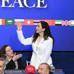 Presidentja Osmani nga Bordi i Paqes: Bashkë me Amerikën dhe aleatët për paqen, sigurinë dhe të ardhmen!