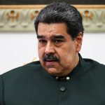 Zvicra bllokon më shumë se 880 milionë dollarë të Maduros