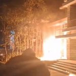 Protestuesit e PD-së hodhën molotov te Vila e Enverit, zbardhet kush ishte brend! 25 persona, shumica amerikanë